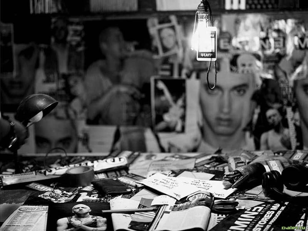 _Eminem___Foto-Wallpapers.Ru  -._     _Eminem